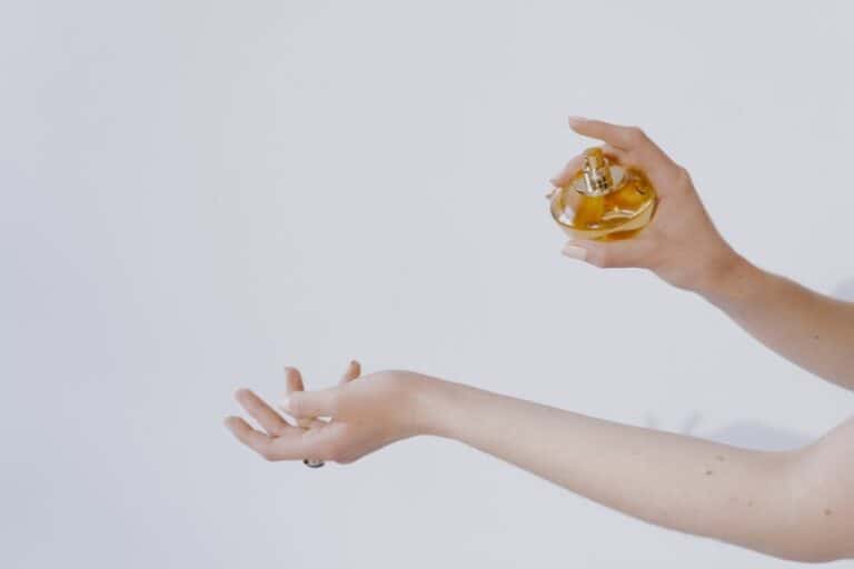 10 Of The Best Perfumes That Smell Like Gardenia Scented Chemistry