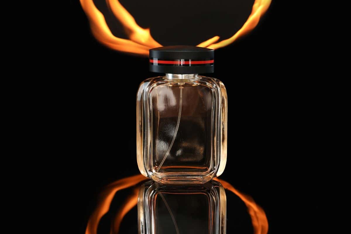 Is perfume flammable (1)