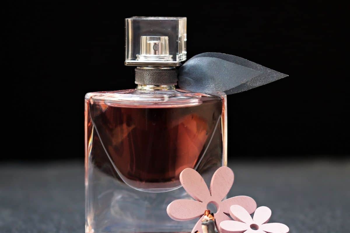 Stunningly Fragrant Perfume That Smells Like Fresh Laundry